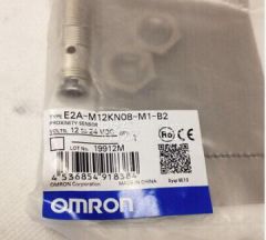 OMRON E2AM12KN08M1B2 Sensor