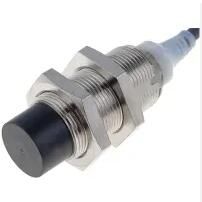 OMRON E2AM12KN08WPC22M Sensor
