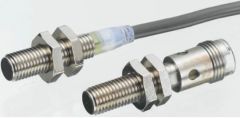 OMRON E2AM12KS04WPC12M Sensor