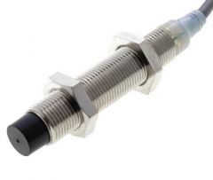 OMRON E2AM12LN08WPB22M Sensor