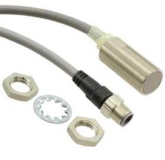 OMRON E2AM30KS15M1B2 Sensor
