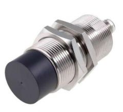 OMRON E2AM30LN30M1C1 Sensor