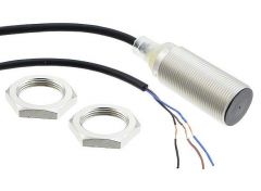 OMRON E2BM18KS08WPB22M Sensor
