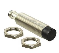 OMRON E2BM18LN16M1B2 Sensor