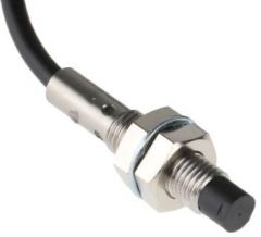 OMRON E2BS08KN04WPB12M Sensor