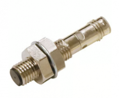 OMRON E2E-X1R5B1DL8-M5 Device