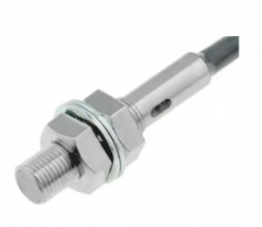 OMRON E2E-X1R5E1-R 2M Device