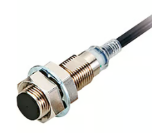 OMRON E2E-X2C2L12 2M Device