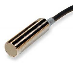Omron E2E2-X2C1-M1 Sensor