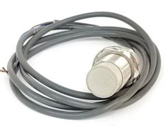 OMRON E2E2X18MB1 Sensor