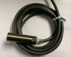 OMRON E2E2X7D2 Device