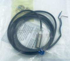 OMRON E2EX2F1 Sensor