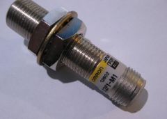 OMRON E2EX2F1M1 Sensor