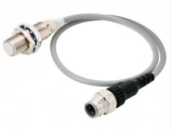 OMRON E2EX3D1M1TGJU03M Sensor