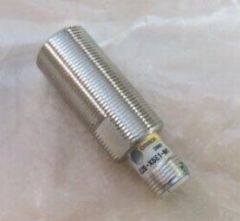 OMRON E2EX5E1M1 Sensor