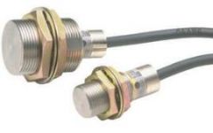 OMRON E2EX5ME1M1 Sensor