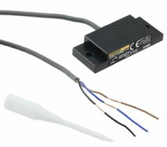 OMRON E2KF10MC1A2M Sensor
