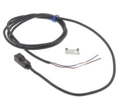 OMRON E2SW211M Sensor