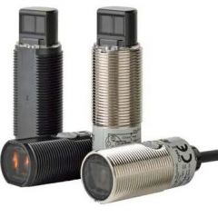 OMRON E3FBDN132M Sensor