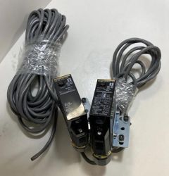 OMRON E3JM10M4US Sensor