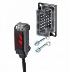 OMRON E3TSR222M Sensor