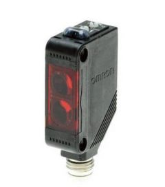 OMRON E3ZL66 Sensor