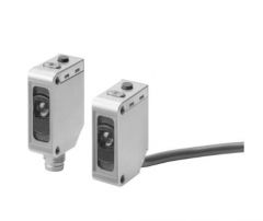 OMRON E3ZMCT612M Sensor