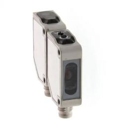 OMRON E3ZMCT67B Sensor