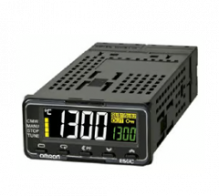 OMRON E5GC-QX2DCM-016 Device