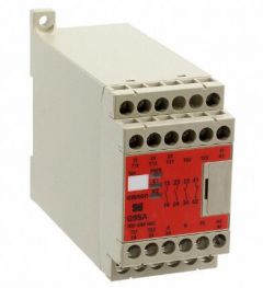 OMRON G9SA-301-AC100-240 Relay