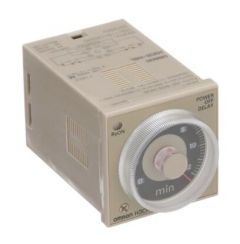 OMRON H3CRH8LAC100120M Timer