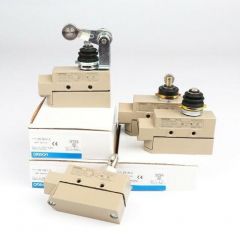 OMRON ZEQ212 Switch