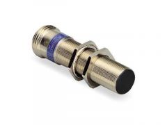 Telemecanique XS118BLNAM12 Sensor