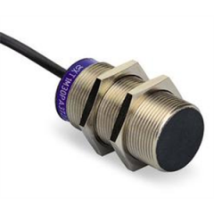 Telemecanique XS518B1PAL2 Sensor