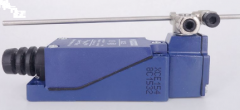Schneider Electric XCE154 Limit Switch